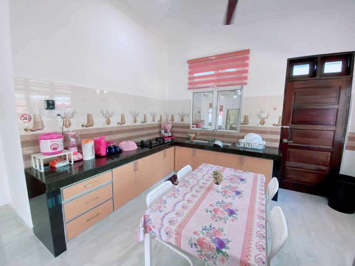 Vila Hellokitty House - Unit 1 Kuala Terengganu Exteriér fotografie
