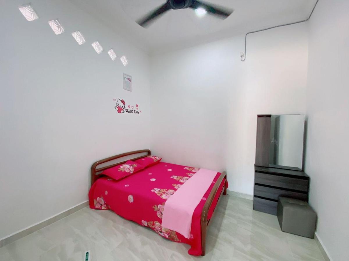 Vila Hellokitty House - Unit 1 Kuala Terengganu Exteriér fotografie