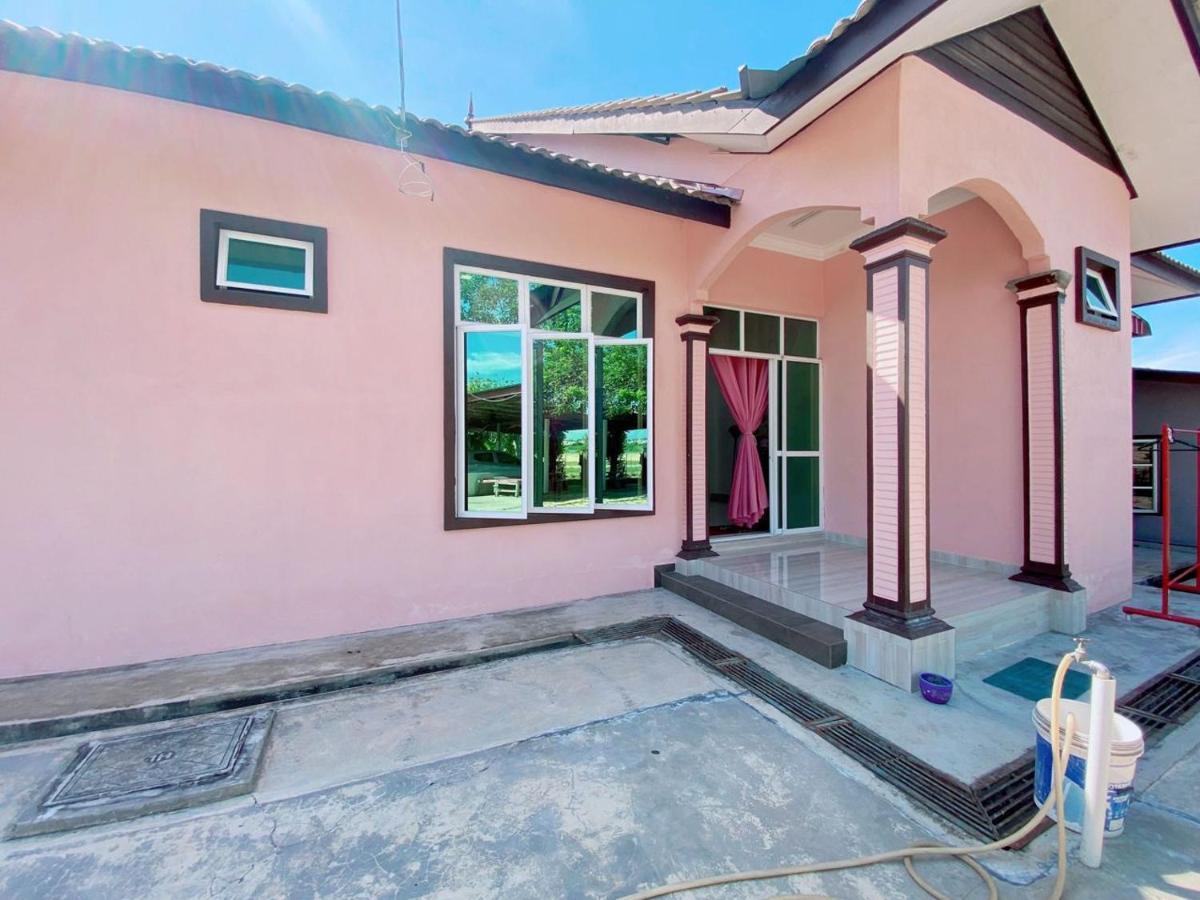 Vila Hellokitty House - Unit 1 Kuala Terengganu Exteriér fotografie